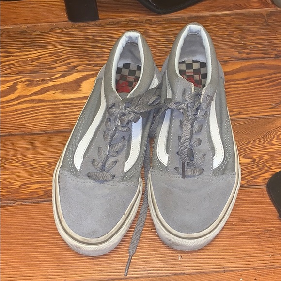 Vans - Picture 2 of 2